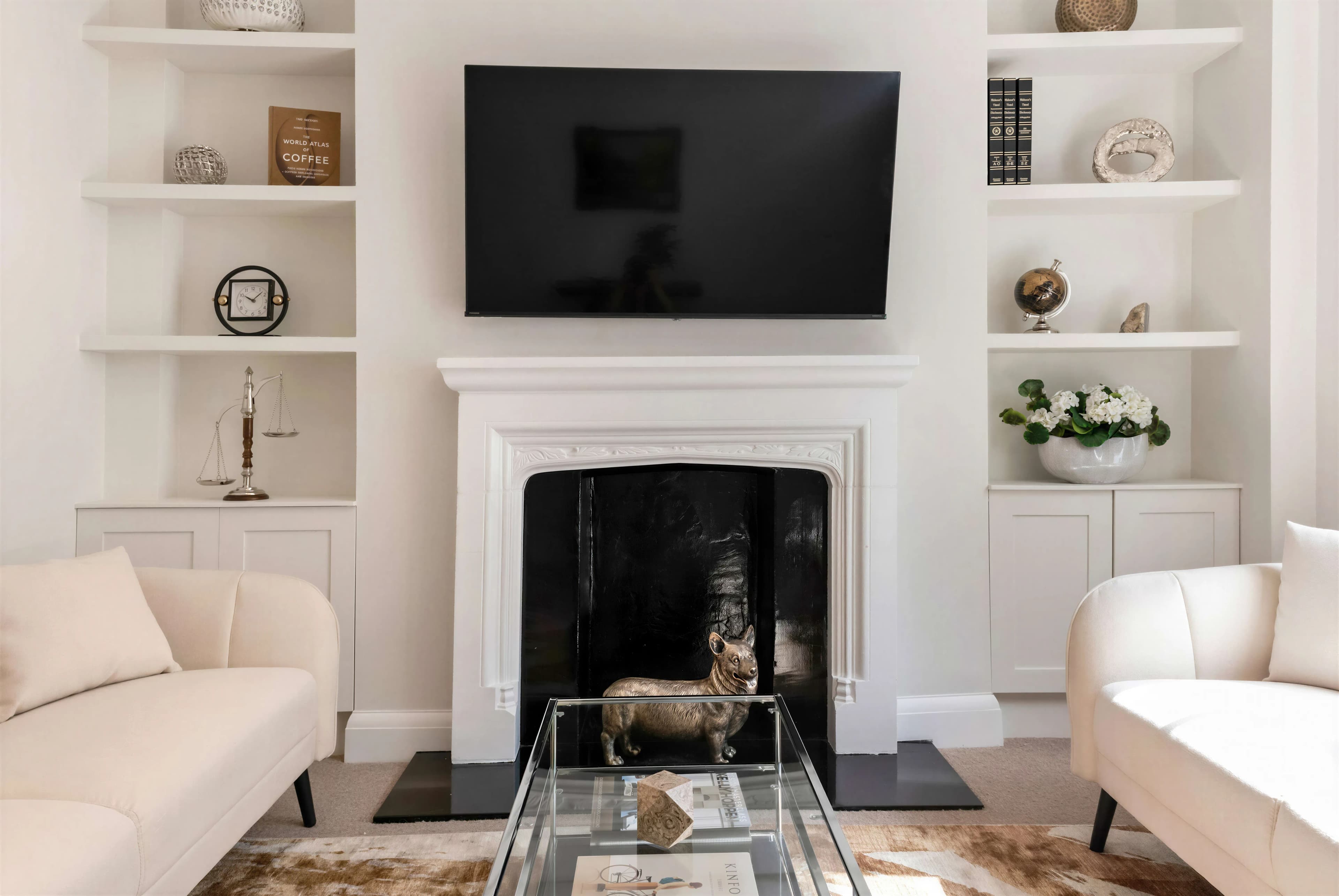 The Buckingham Estate  (HS390) — photo 30