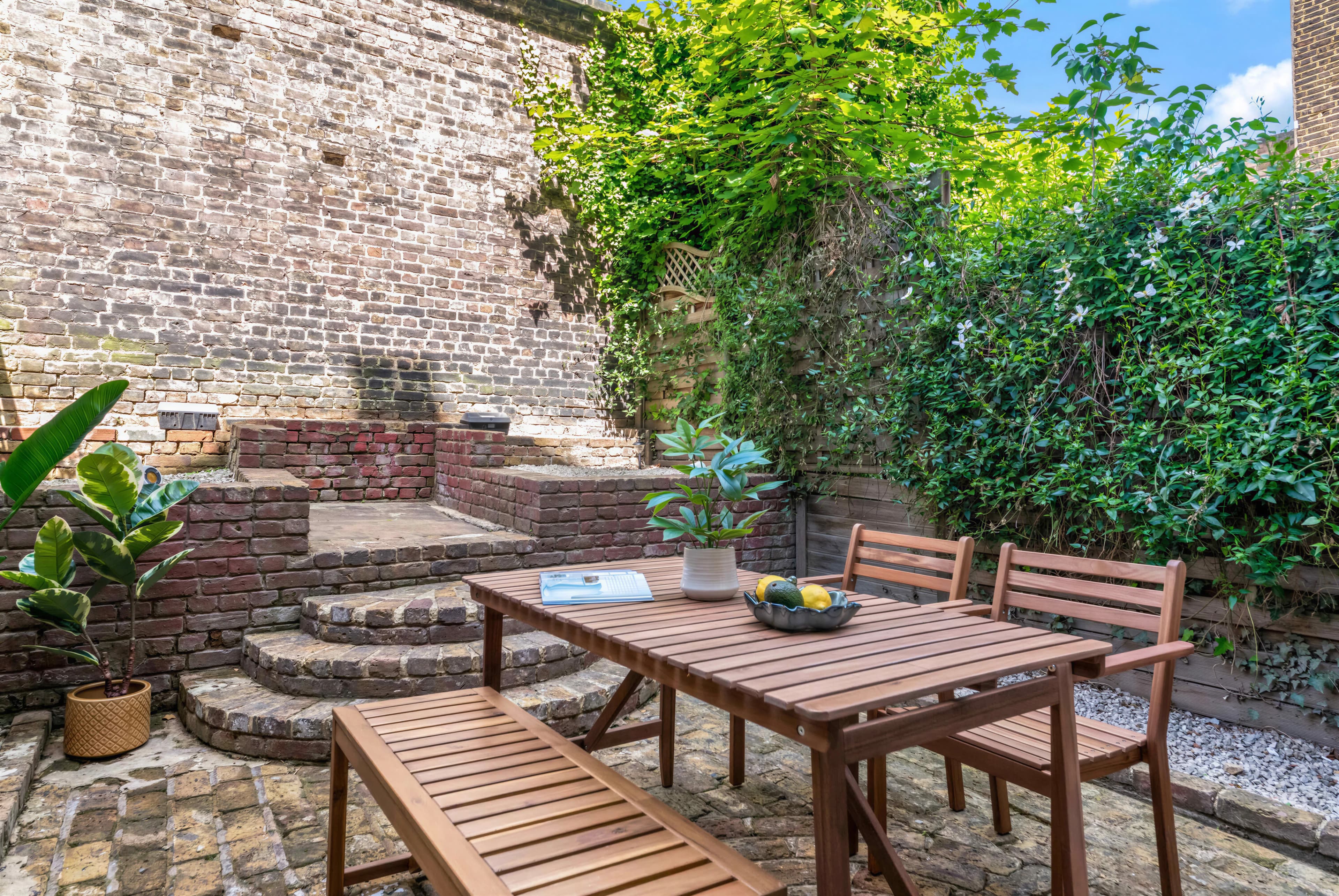 The Buckingham Estate  (HS390) — photo 46