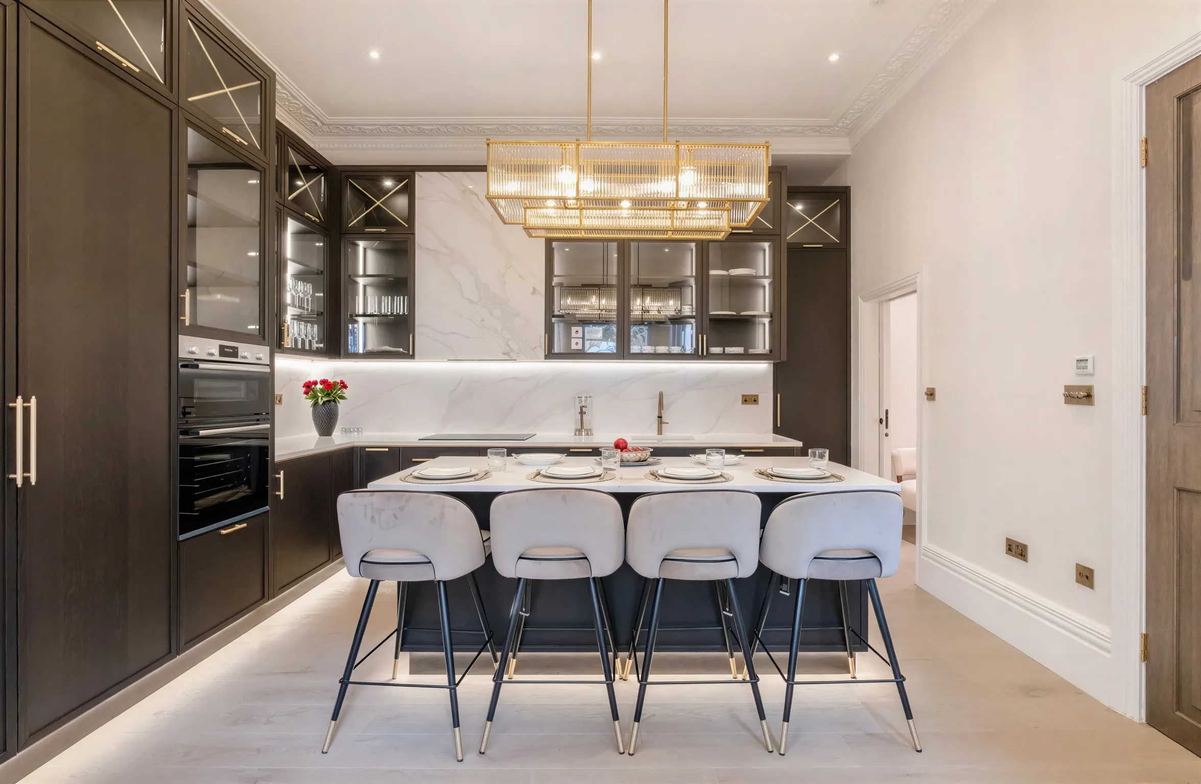 Grosvenor, Knightsbridge (TGV205) — photo 4