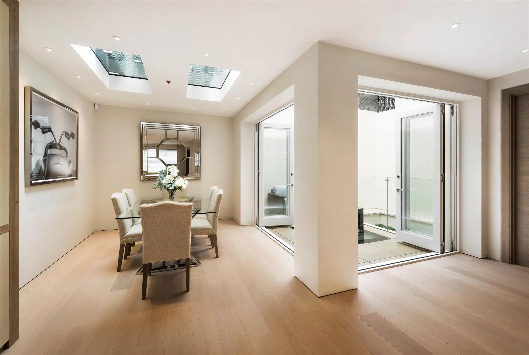 The Grosvenor Mews (TGM192) — photo 3