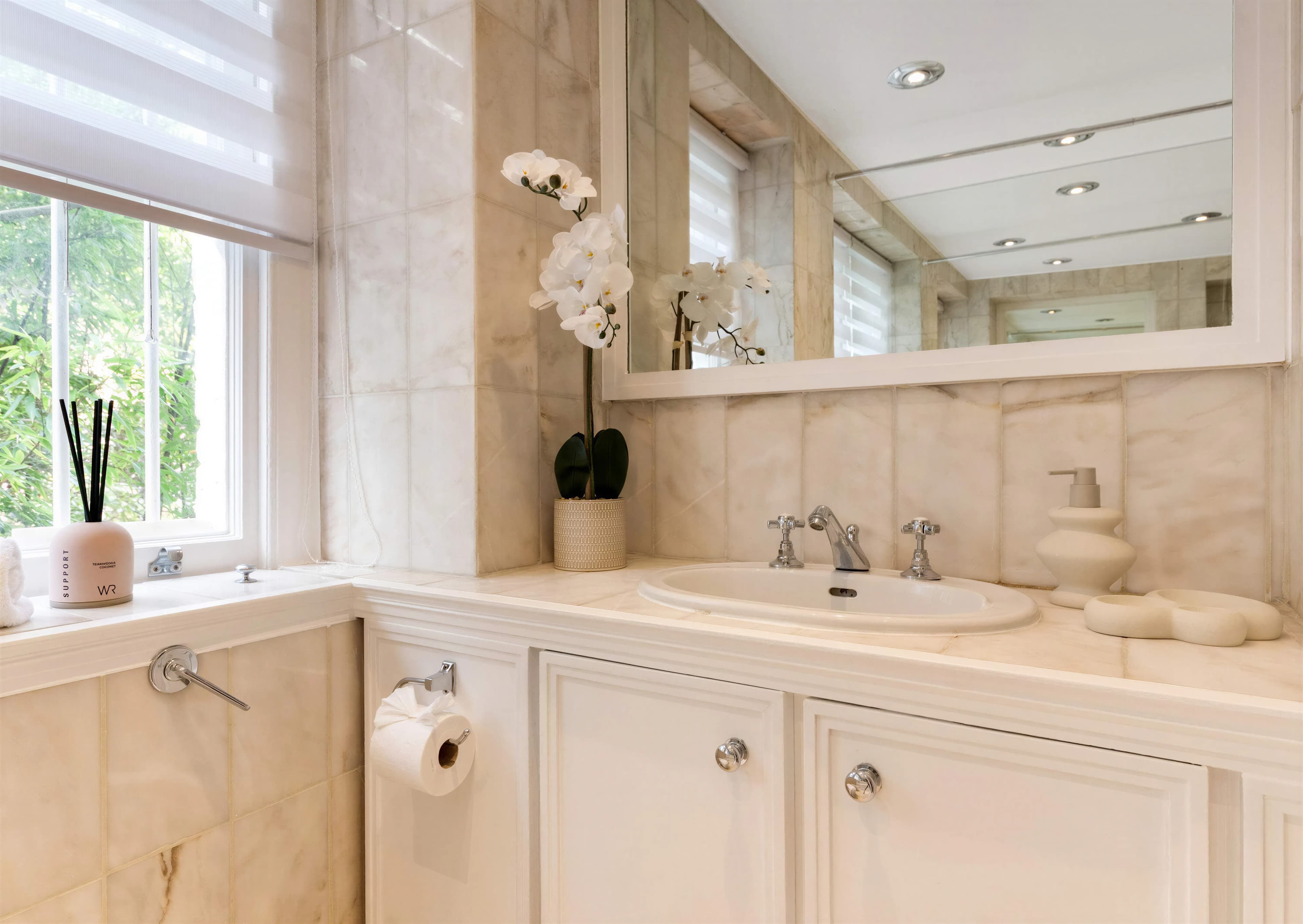 Roland Gardens (ROL382) — photo 19