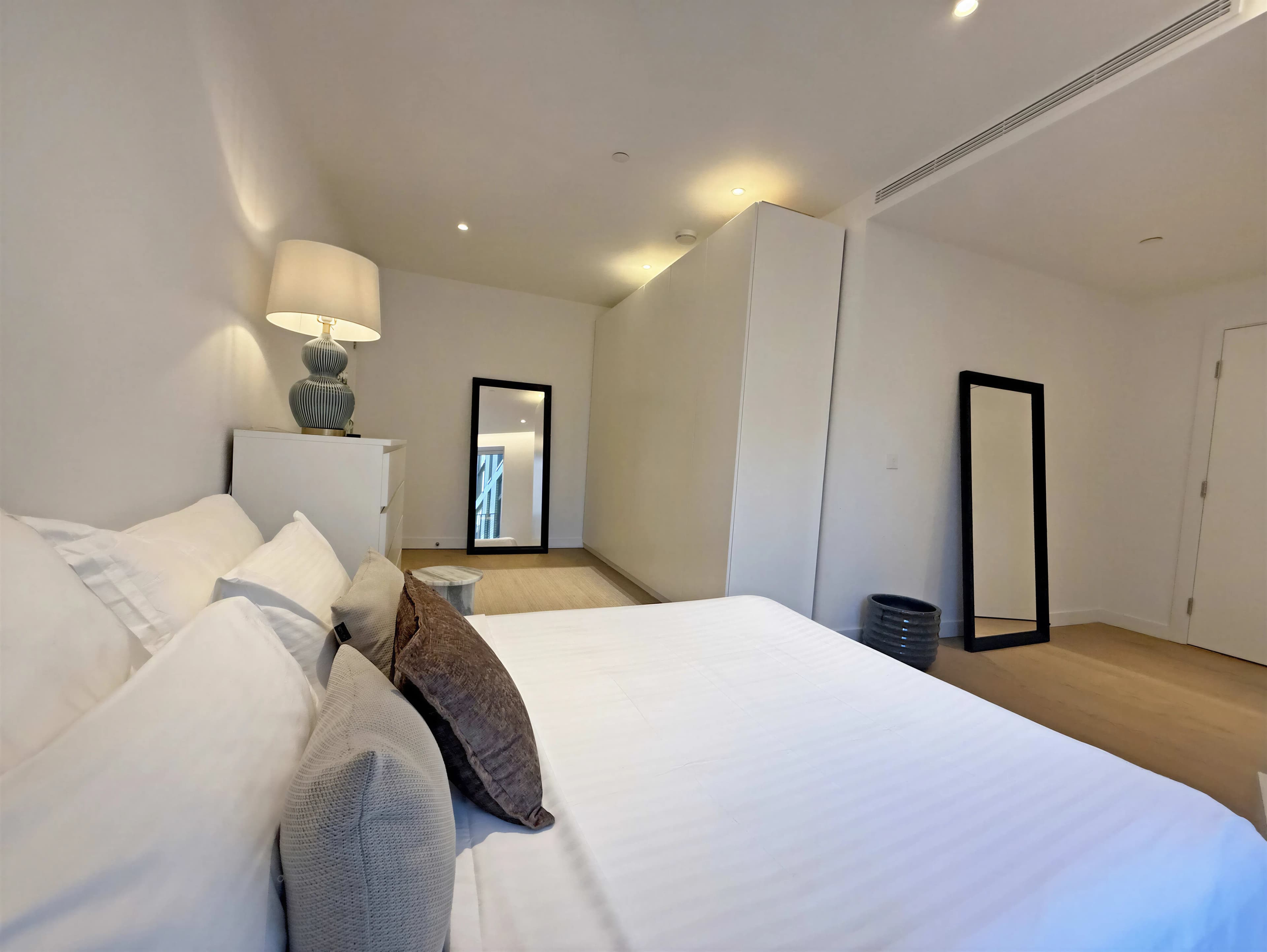 The Bloomsbury Suite II (DH392) — photo 16