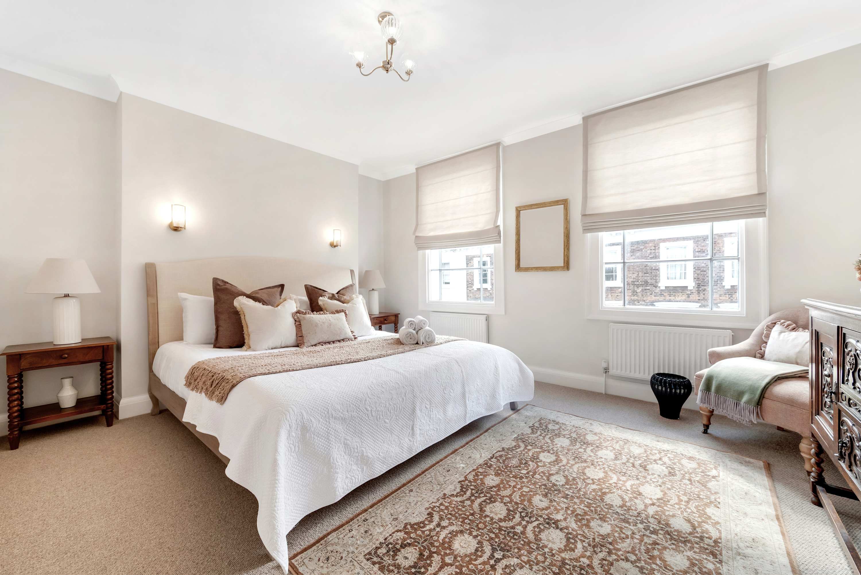 The Buckingham Estate (HS390) — photo 8