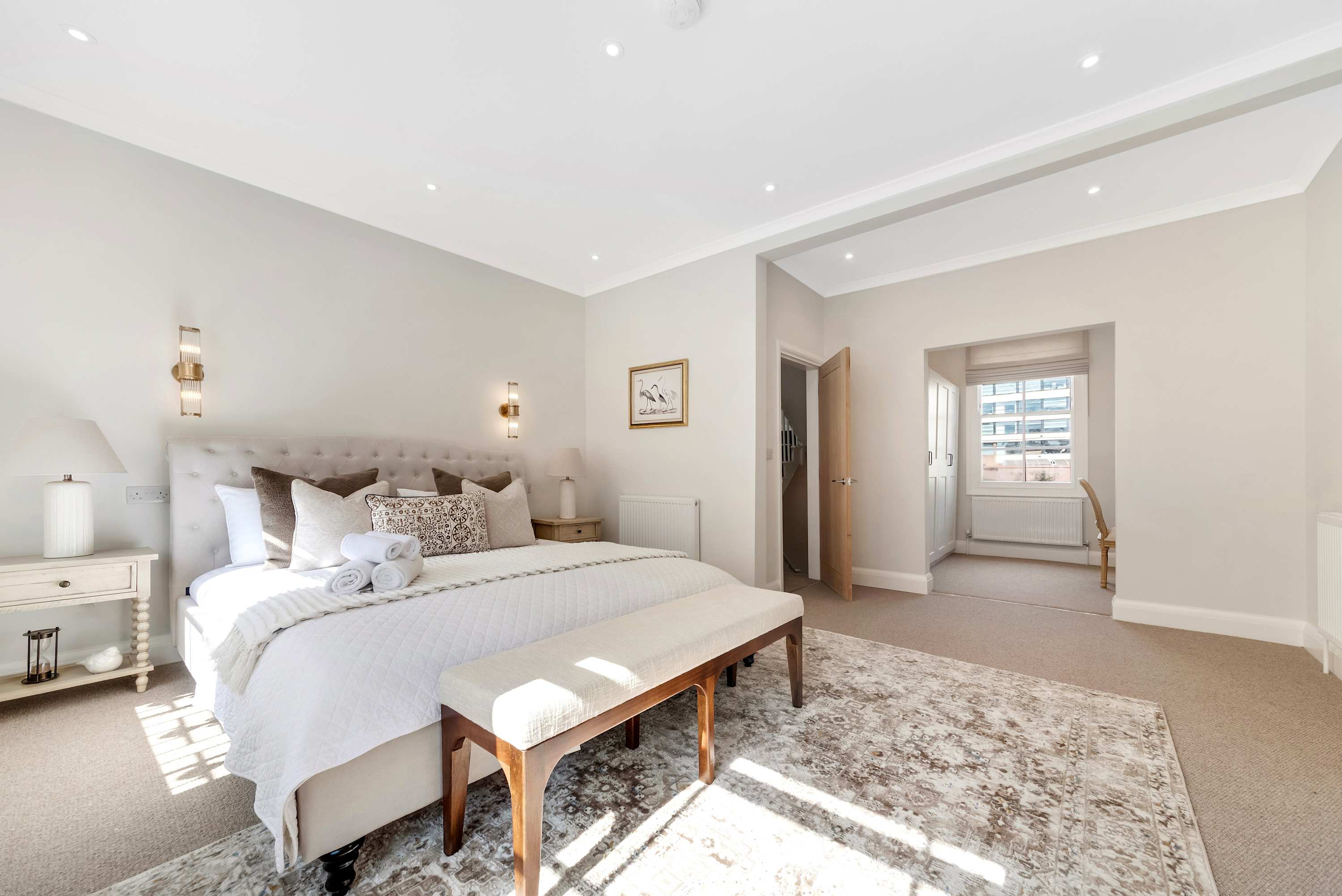 The Buckingham Estate (HS390) — photo 9