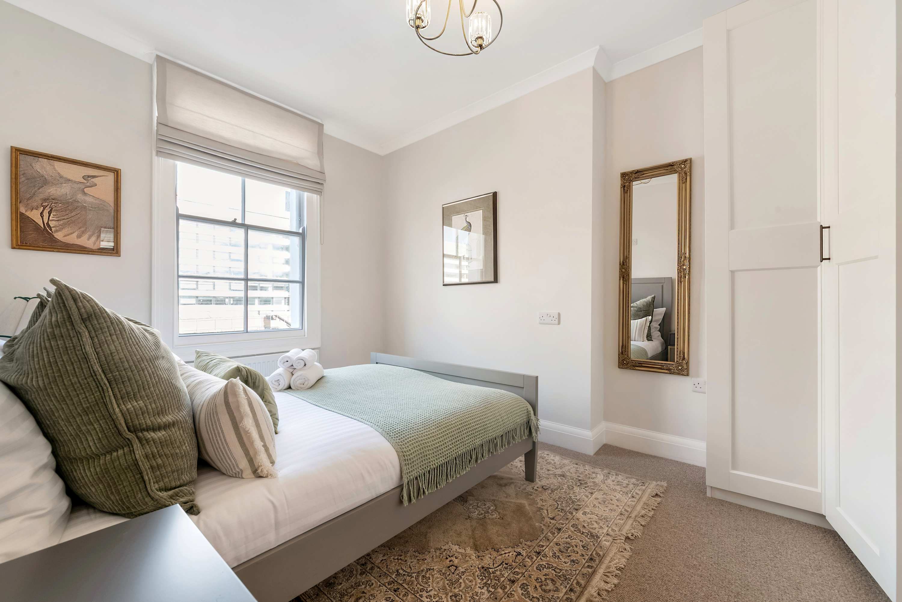 The Buckingham Estate (HS390) — photo 14