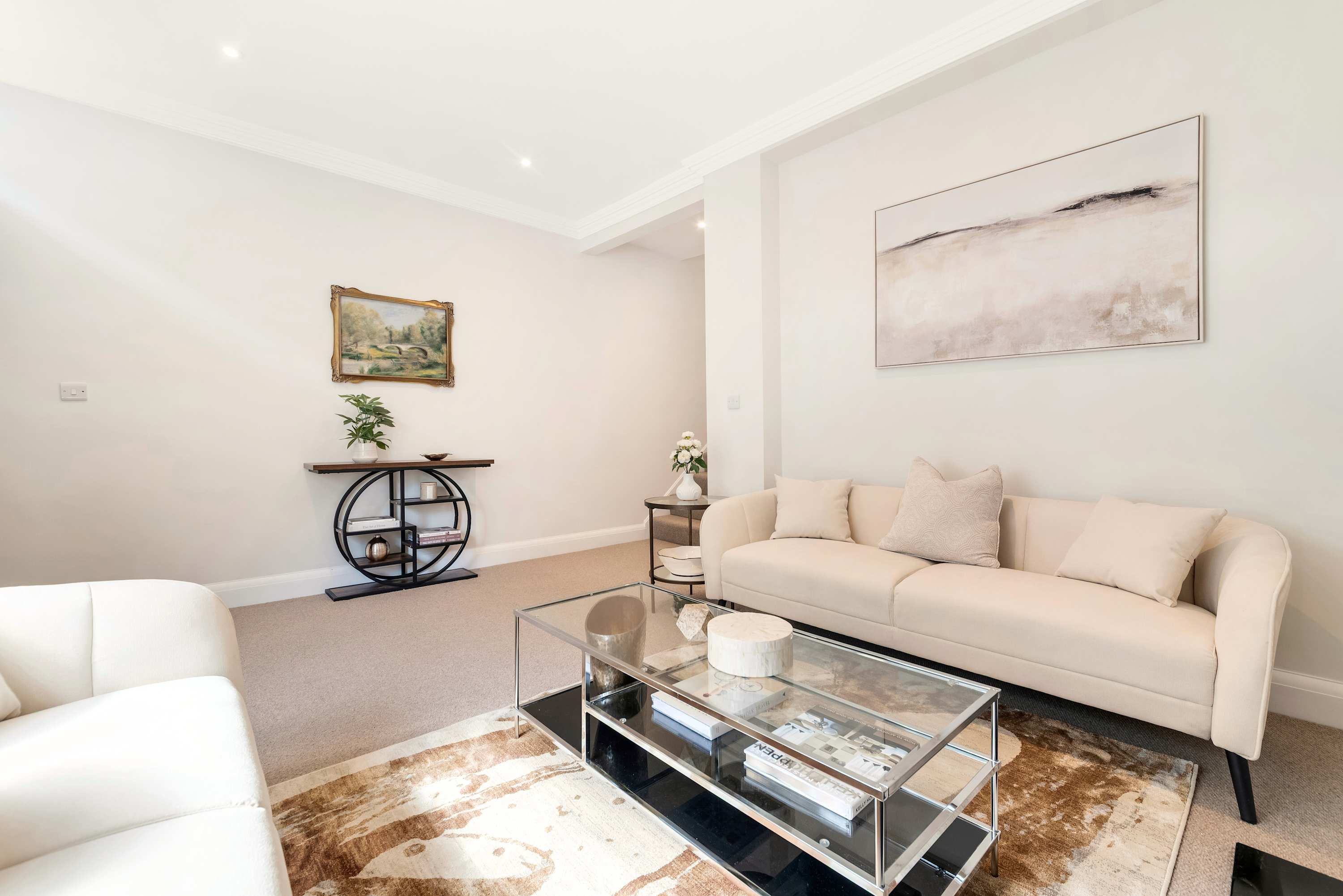 The Buckingham Estate (HS390) — photo 12