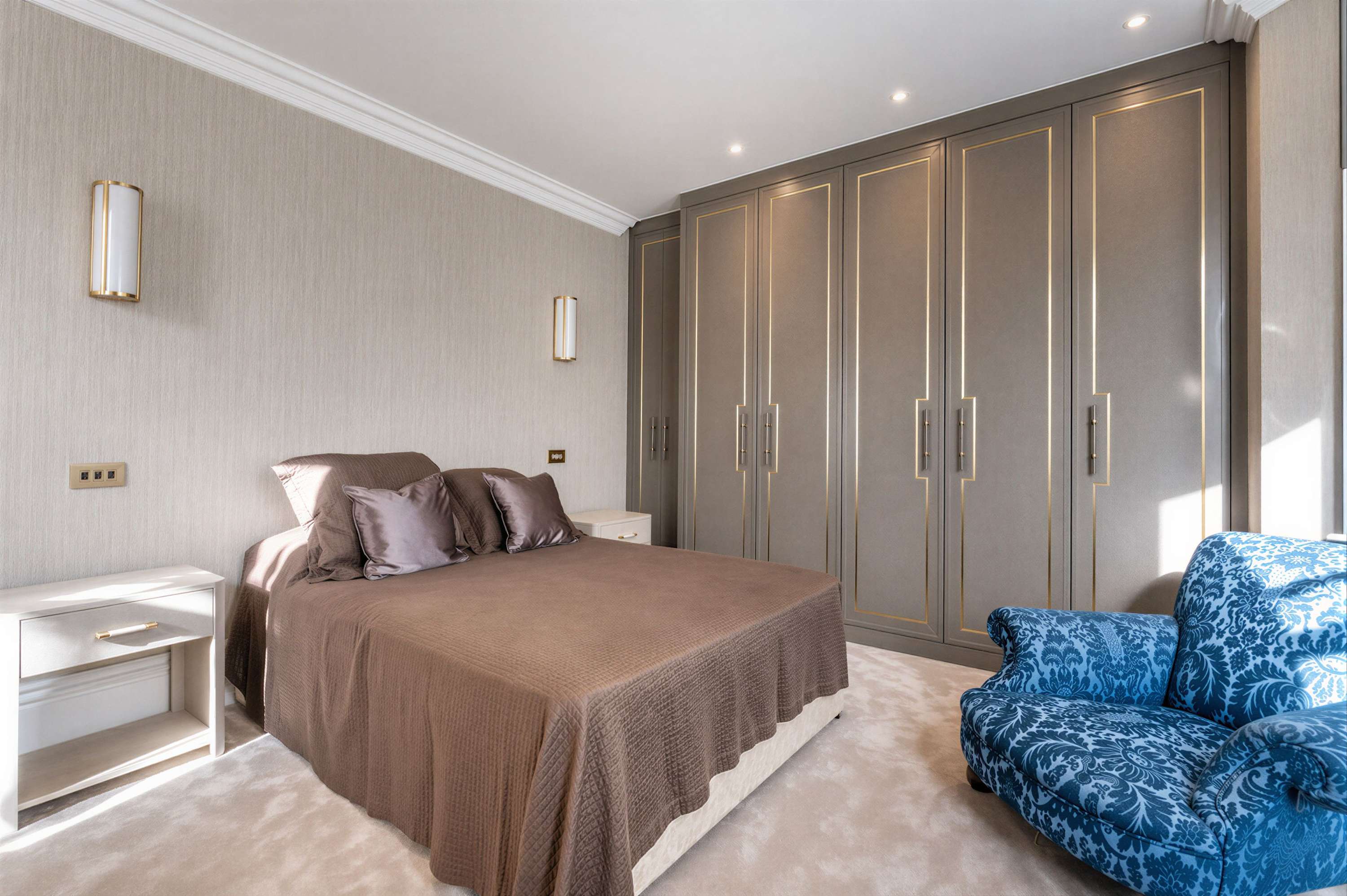 Grosvenor, Knightsbridge (TGV205)