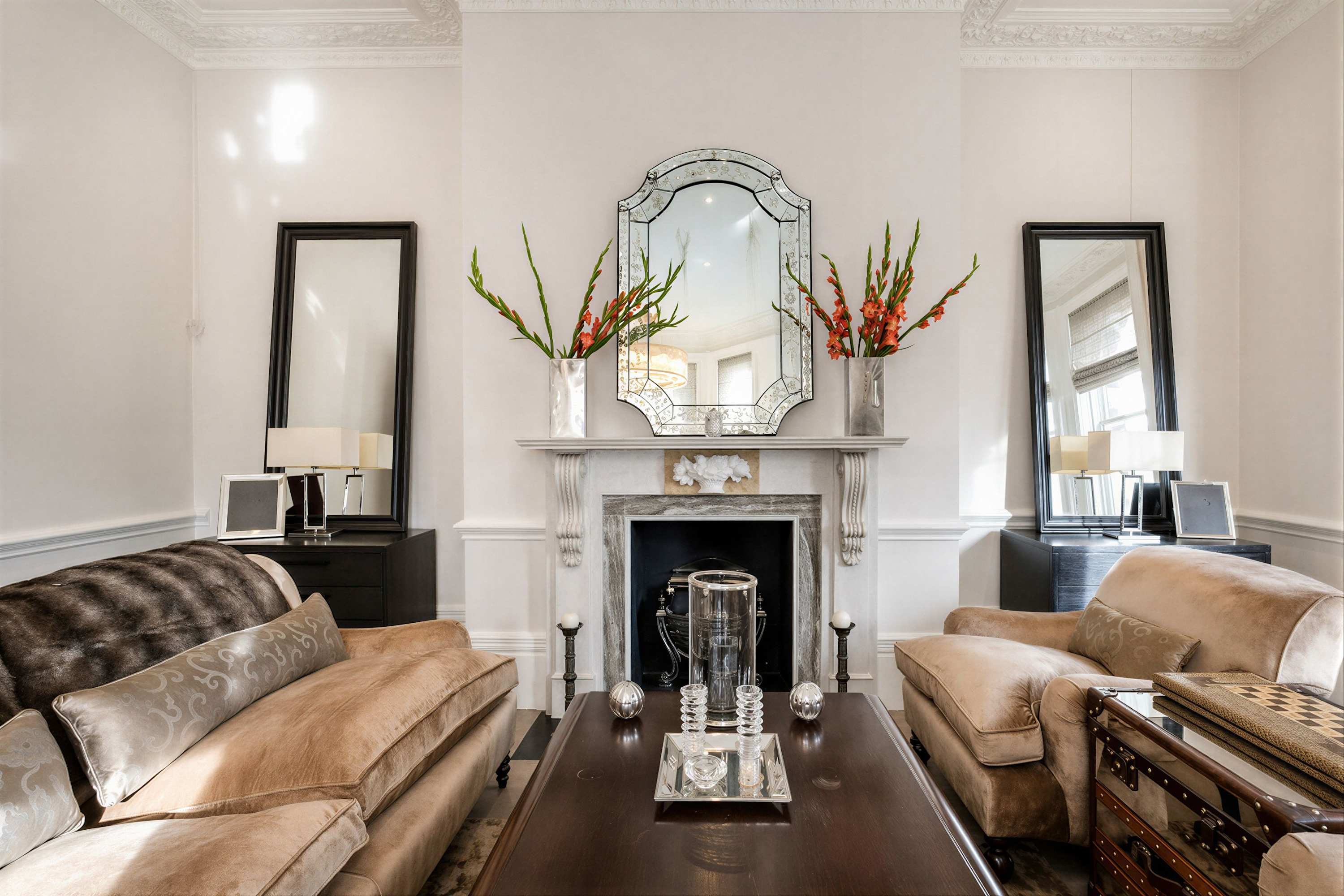 Grosvenor, Knightsbridge (TGV205)