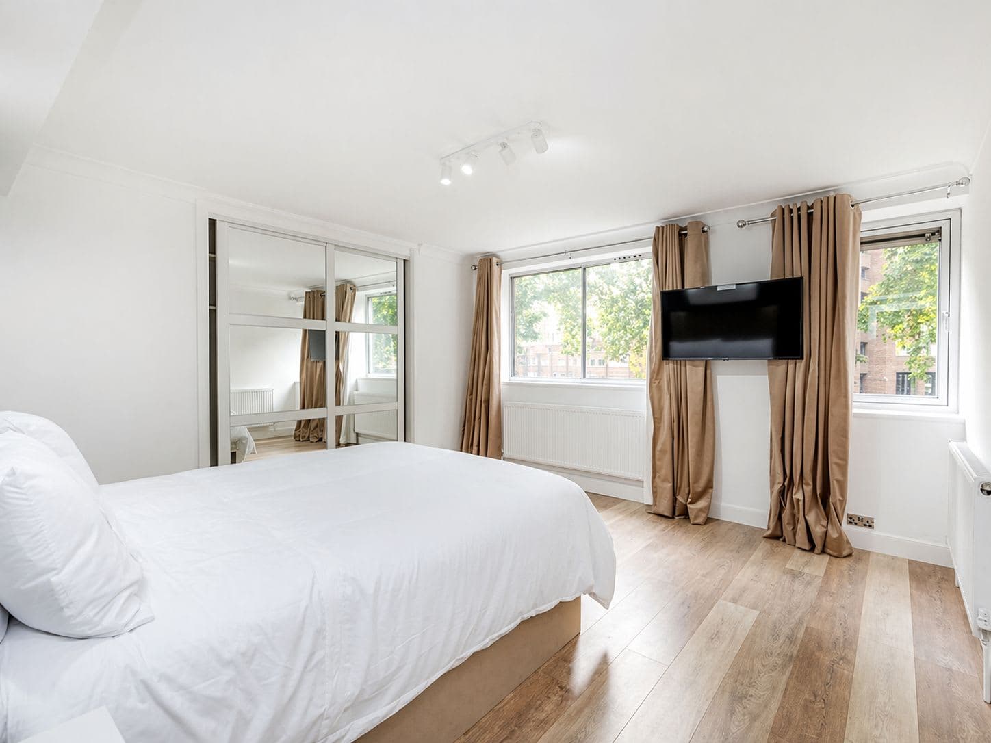 Hyde Park Estate (HPE305) - photo 9
