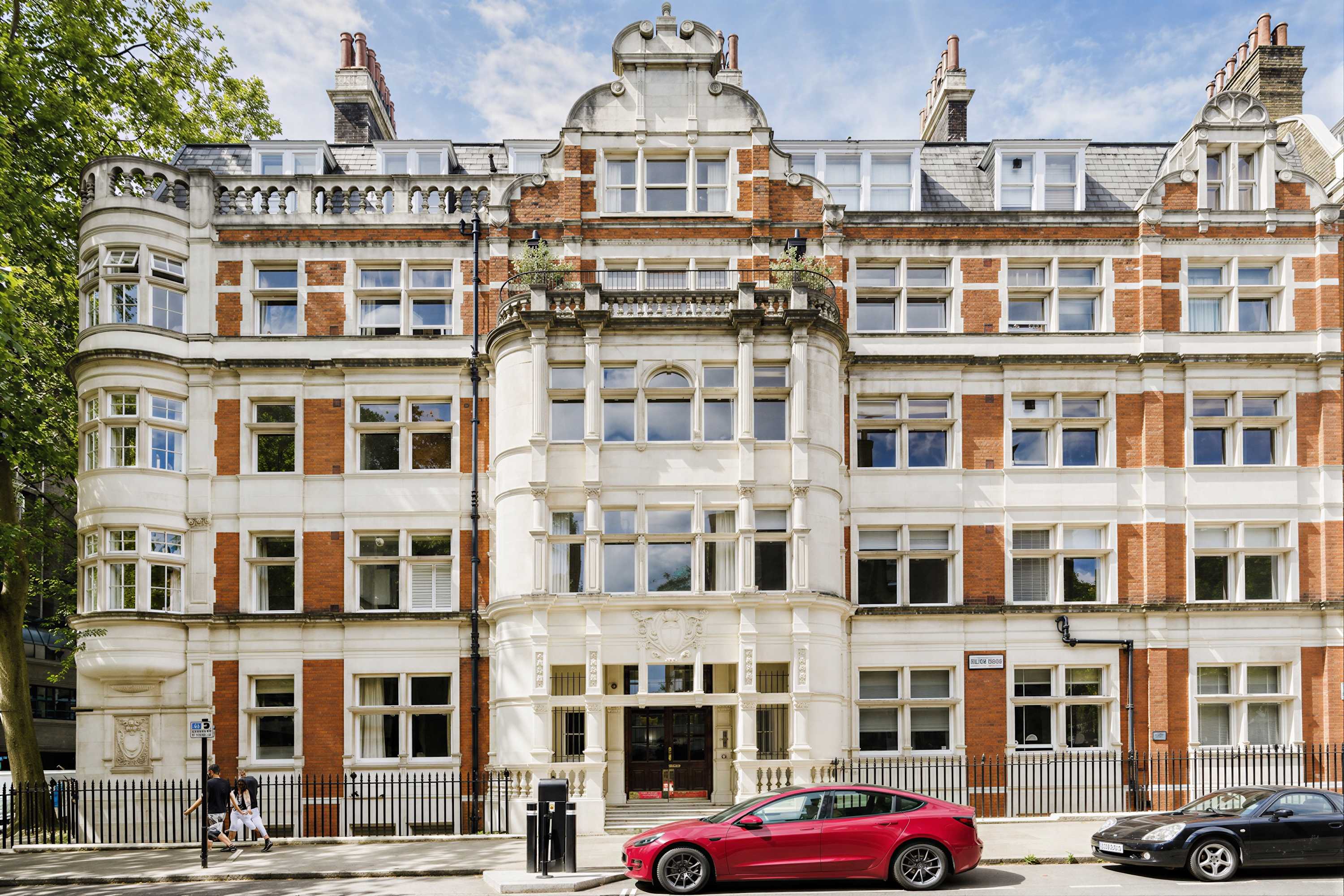 The Fitzrovia Suite - photo 9