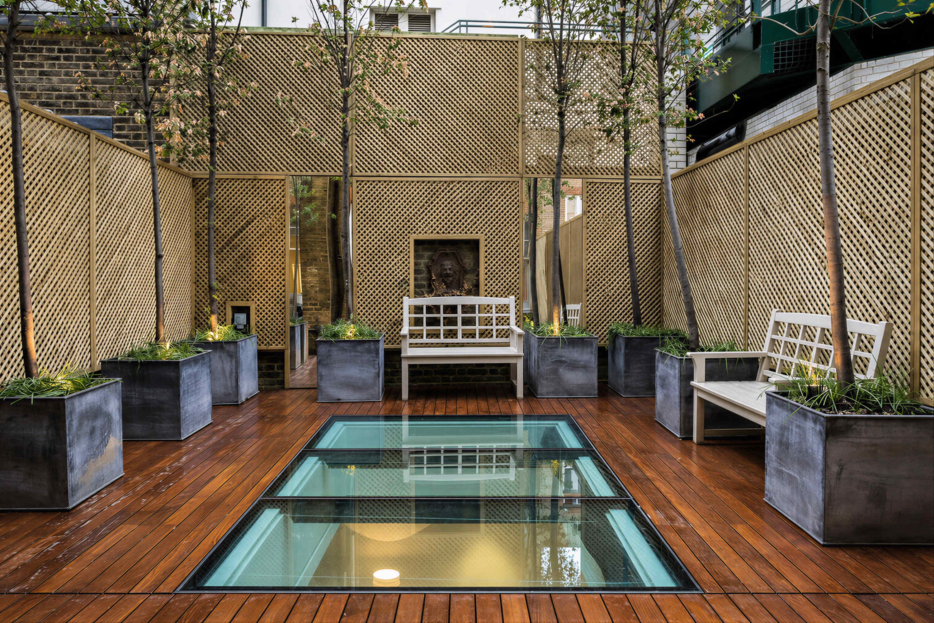 The Knightsbridge Townhouse II