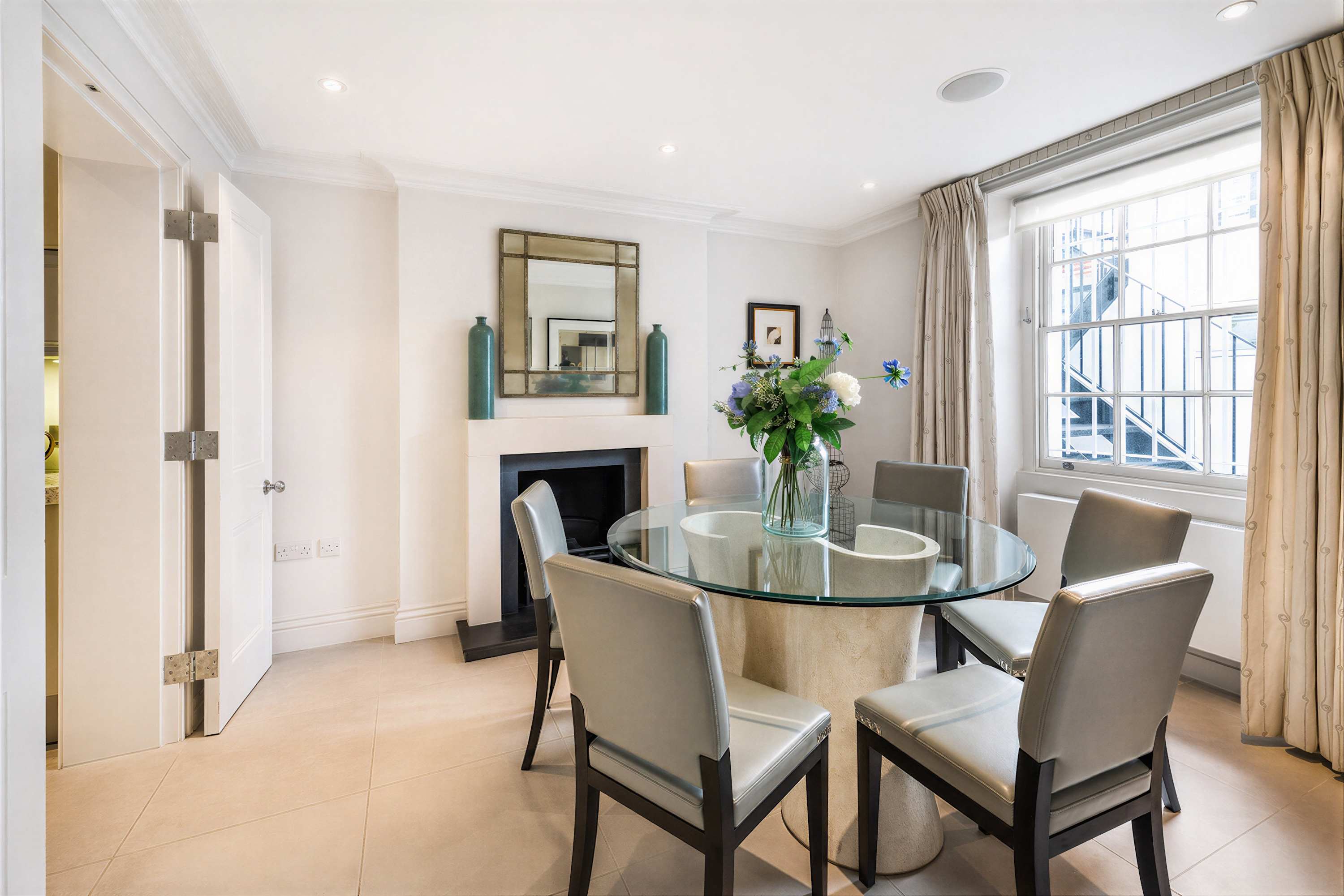 The Cadogan Townhouse - photo 11